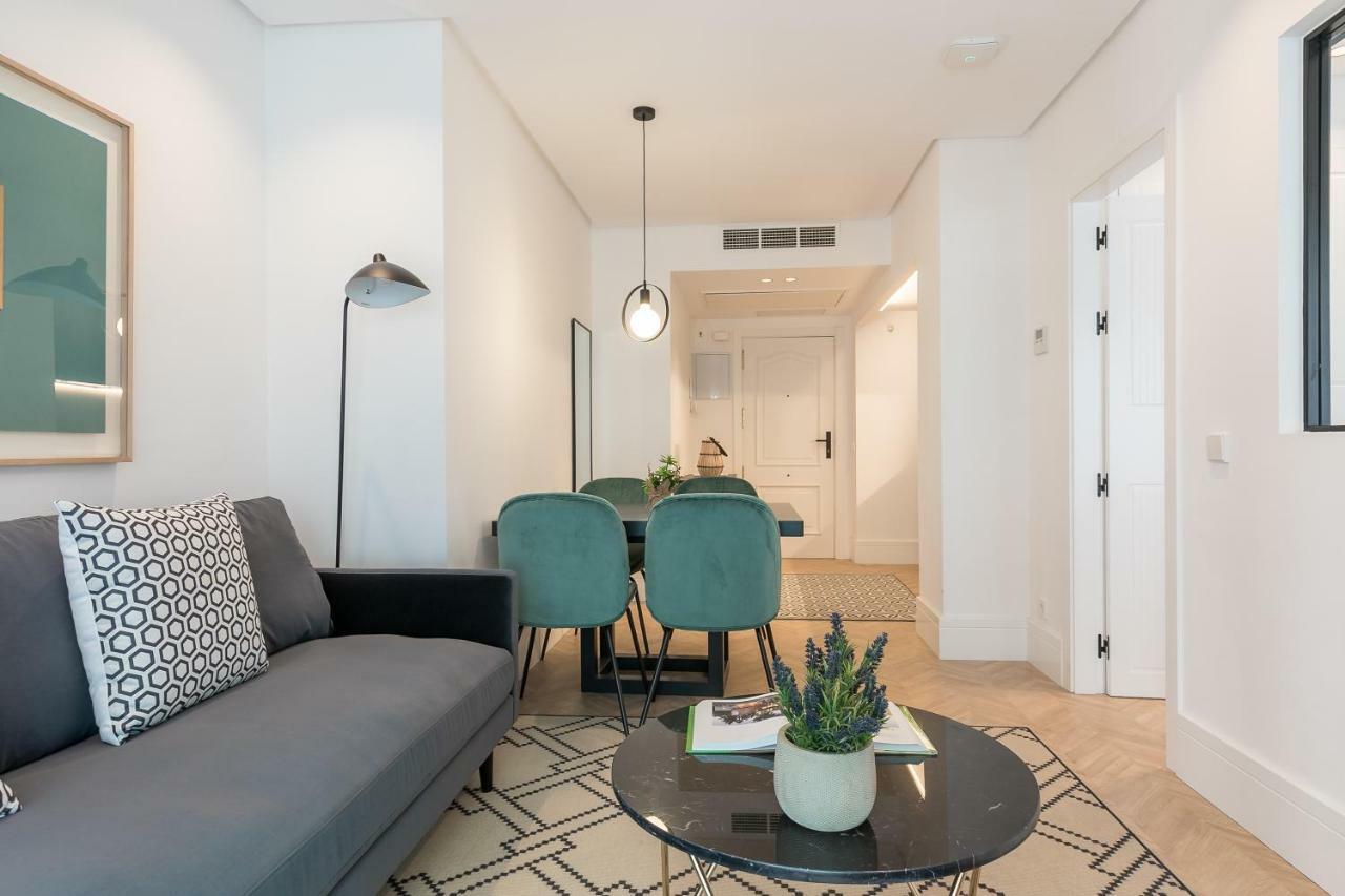 Feelathome Waldorf Suites Apartments 马德里 外观 照片